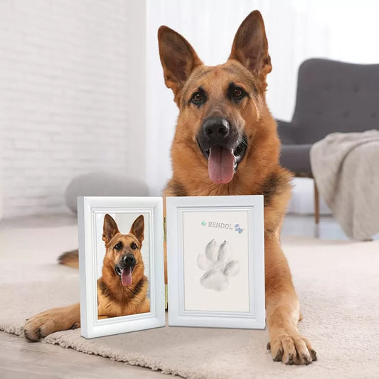 Folding photo frame with clay print